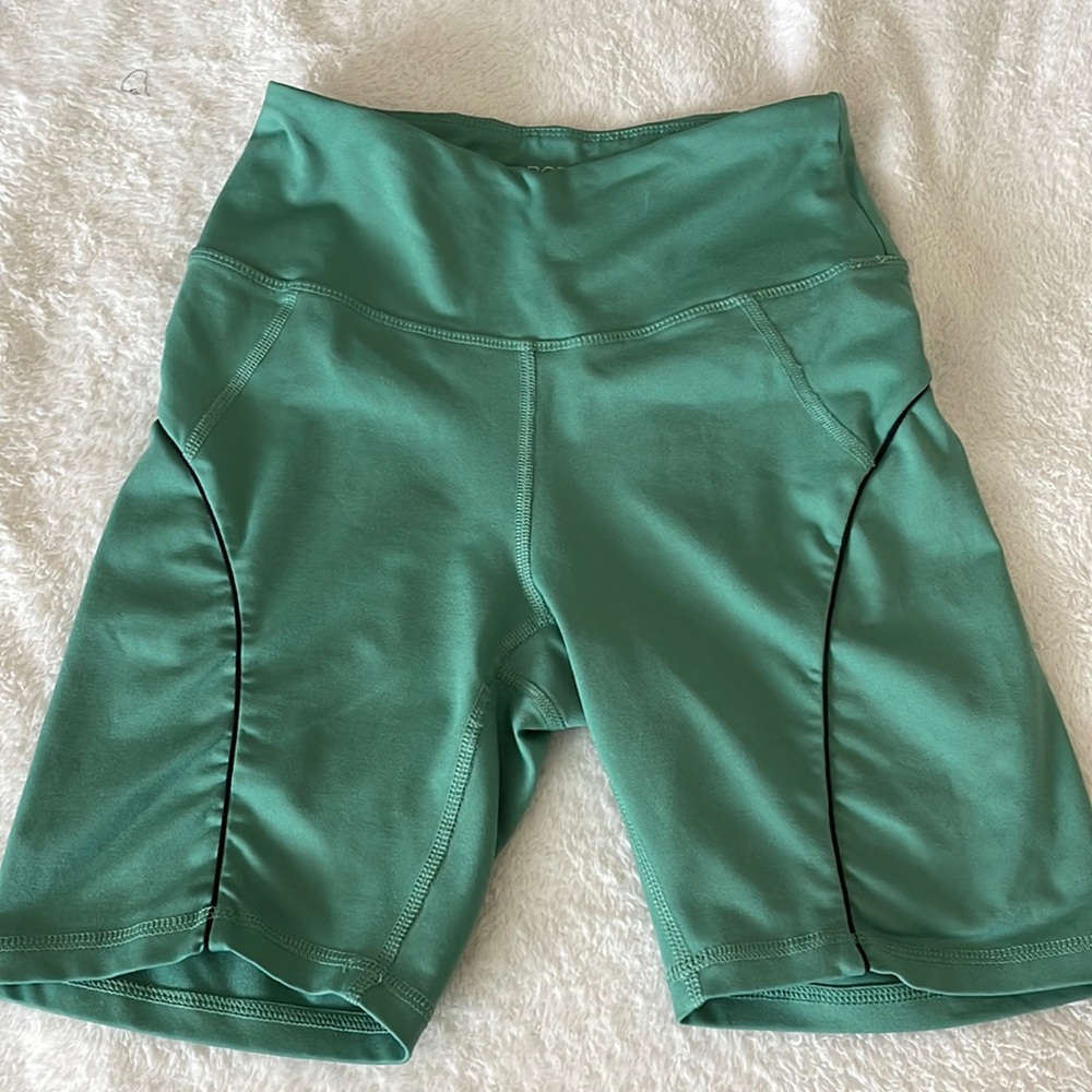 SMALL Biker shorts